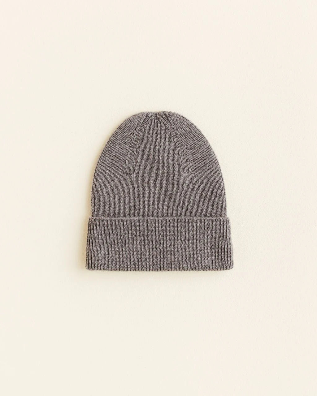 FONZIE NEWBORN BEANIE - OTTER